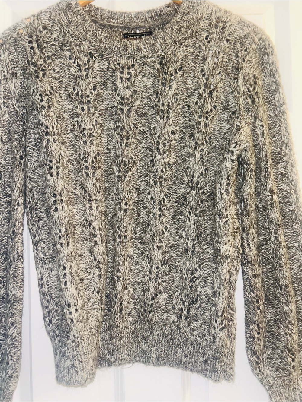 NWT Abercrombie & Fitch Marled Gray Cable Crewneck Sweater Crewneck - Picture 2 of 5